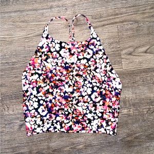 Old Navy workout top. Size small